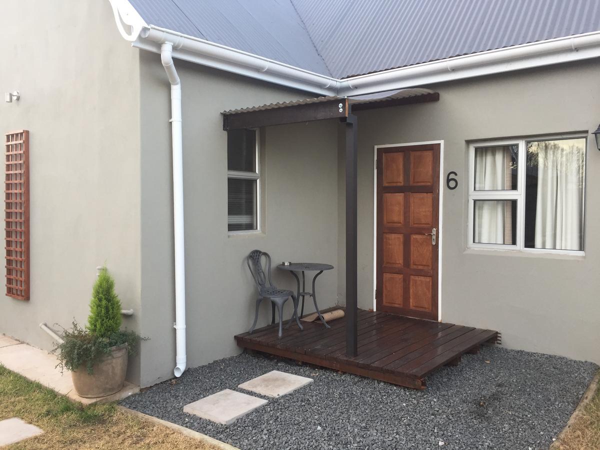 Tranquil House B&B @ 1 College Ave クイーンズタウン エクステリア 写真
